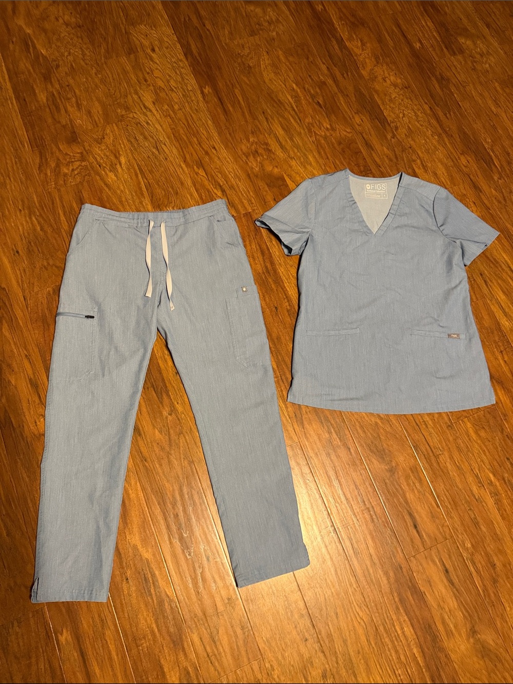 FIGS SCRUB SET